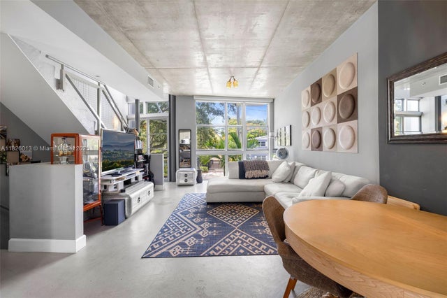 1 of 28 - 721 Se 12th Ct 4, Fort Lauderdale, FL