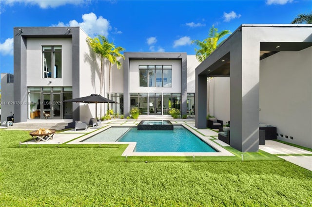 1 of 83 - 1009 Ne 104th St, Miami Shores, FL