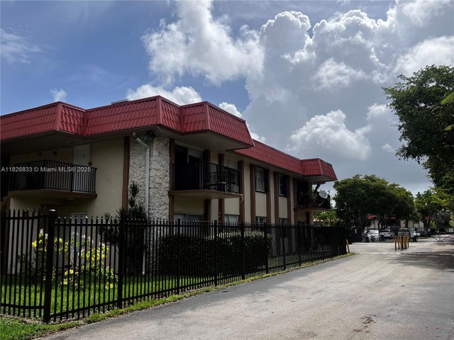 4 of 72 - 10511 Sw 108th Ave 181, Miami, FL