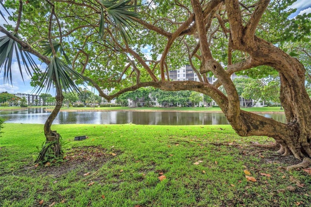 4 of 41 - 2311 S Cypress Bend Drive 316b, Pompano Beach, FL