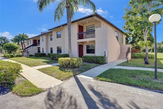 1 of 28 - 9280 Vista Del Lago G32, Boca Raton, FL