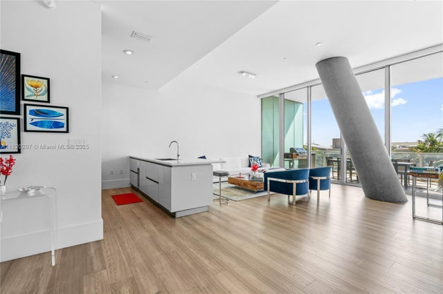 3 of 69 - 2675 S Bayshore Dr 403s, Miami, FL