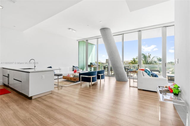 4 of 69 - 2675 S Bayshore Dr 403s, Miami, FL