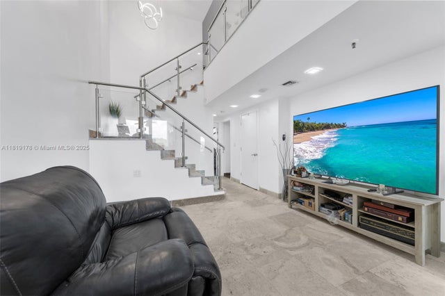 3 of 42 - 454 Poinciana Dr 1621, Sunny Isles Beach, FL