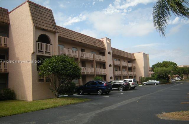 1 of 17 - 9841 Sunrise Lakes Blvd 310, Sunrise, FL