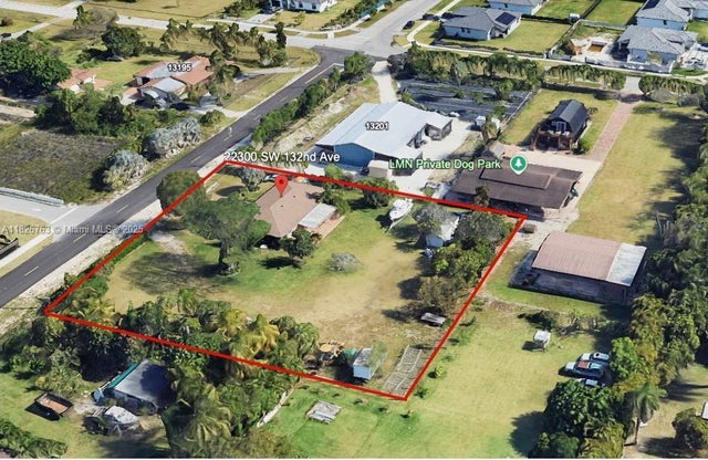 3 of 10 - 22300 Sw 132nd Ave, Miami, FL