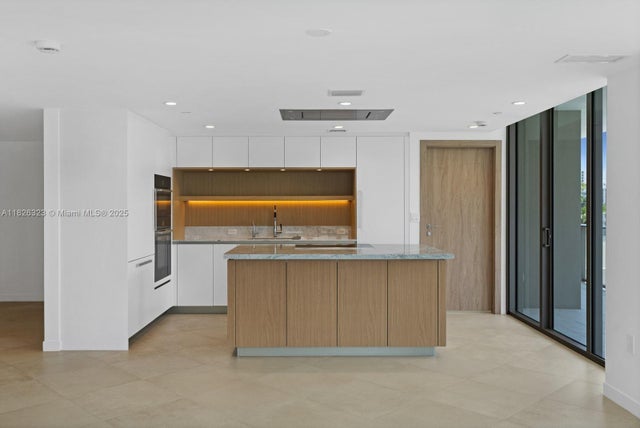4 of 37 - 1135 103rd St 408, Bay Harbor Islands, FL