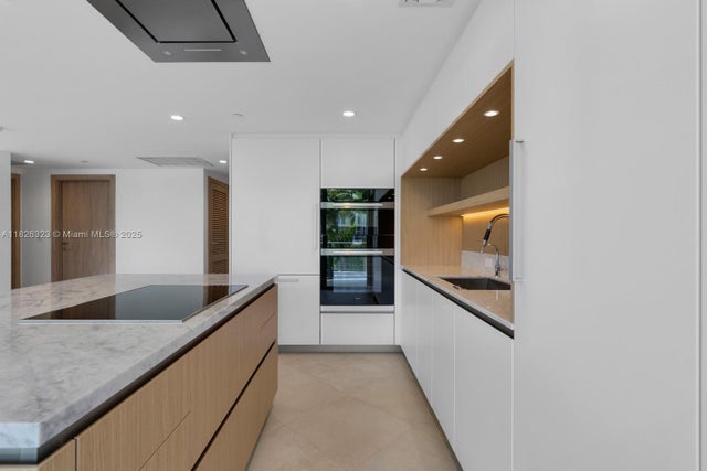 5 of 37 - 1135 103rd St 408, Bay Harbor Islands, FL