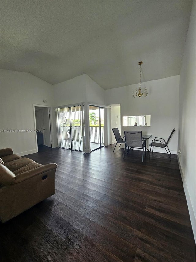 2 of 13 - 1002 Adams Ave 1002e, Homestead, FL