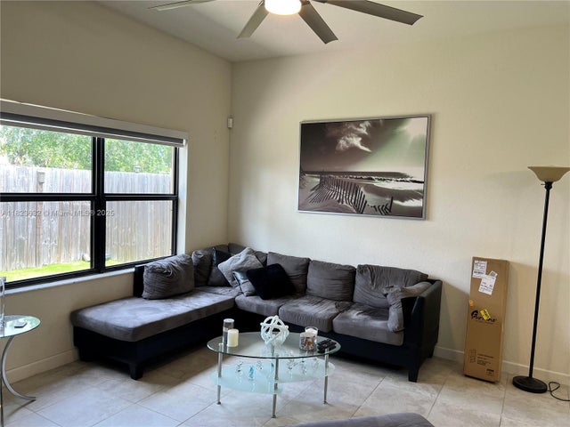 3 of 17 - 134 Ne 23rd Ter, Homestead, FL