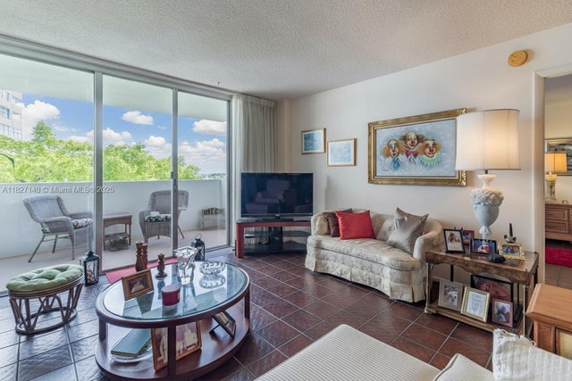 4 of 19 - 5 Island Ave 6a, Miami Beach, FL