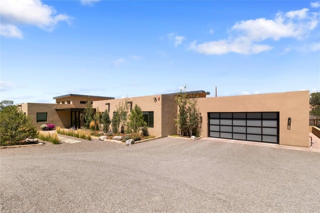 123 E Lupita Road, Santa Fe