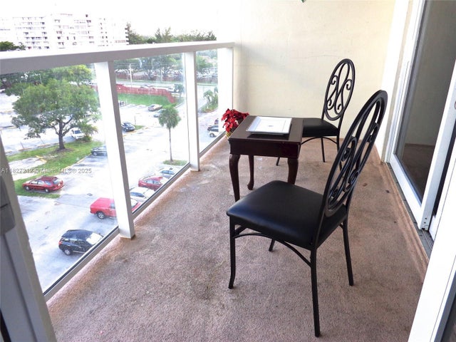4 of 20 - 1301 Ne Miami Gardens Dr 621w, Miami, FL