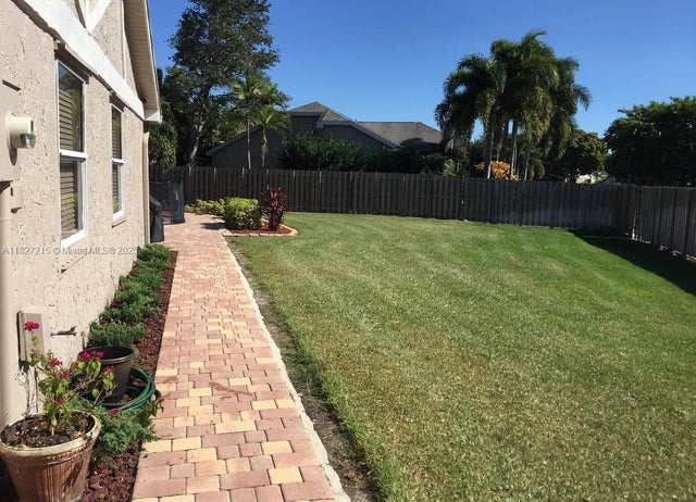 2 of 14 - 763 S Wind Cir, Sunrise, FL