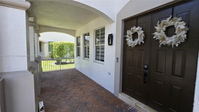 5 of 59 - 1425 Crossbill Ct, Weston, FL