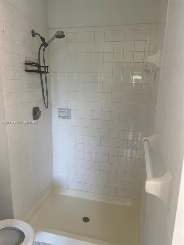 4 of 17 - 7670 Sw 152nd Ave 1-202, Miami, FL