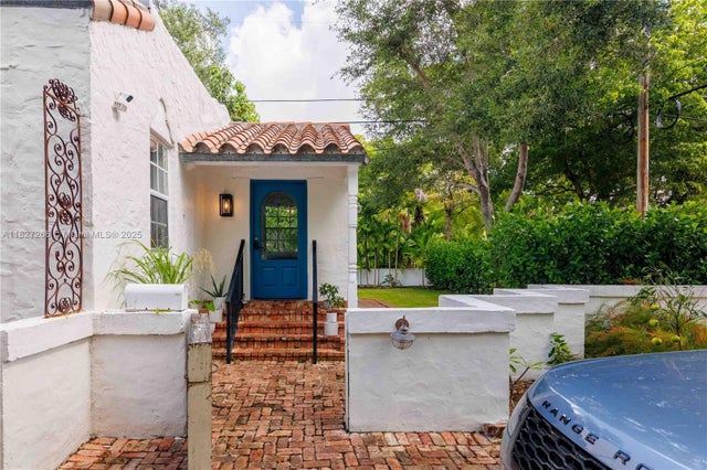 3 of 30 - 1210 Genoa St, Coral Gables, FL