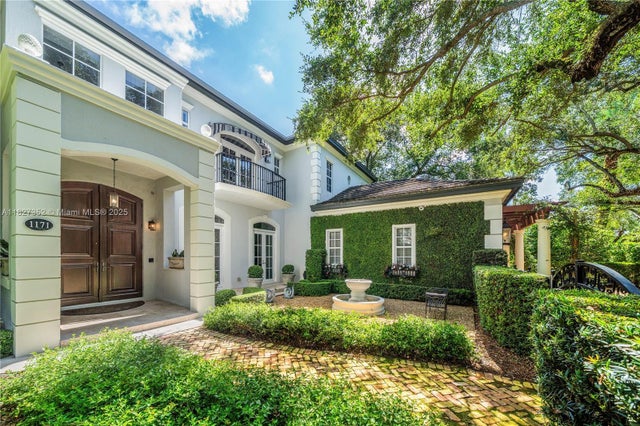 5 of 60 - 1171 Tiara Ct, Coral Gables, FL