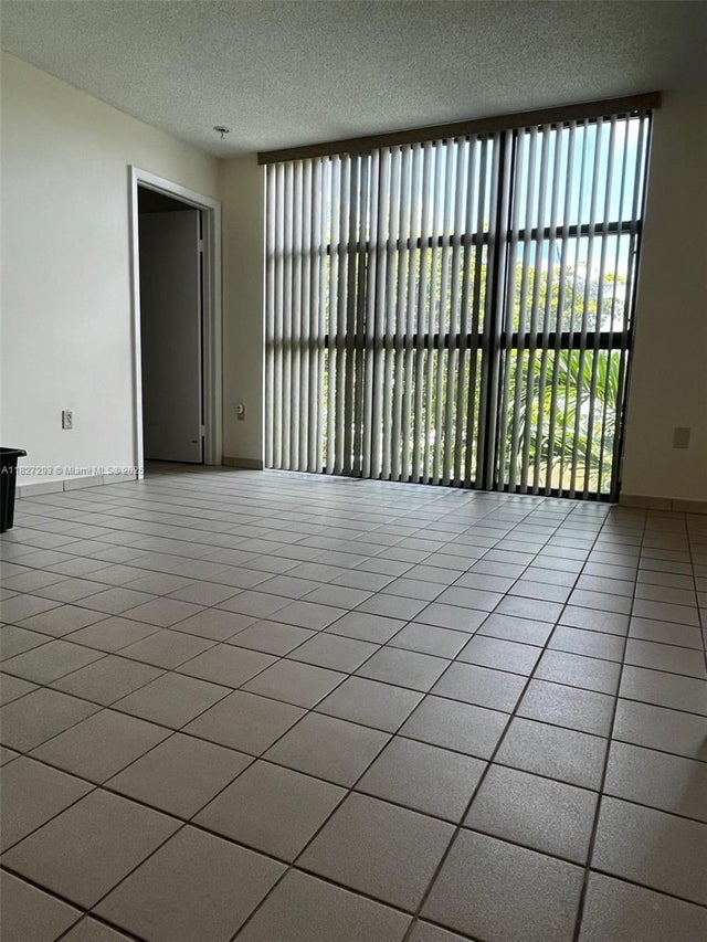 3 of 10 - 11790 Sw 18th St 321-3, Miami, FL