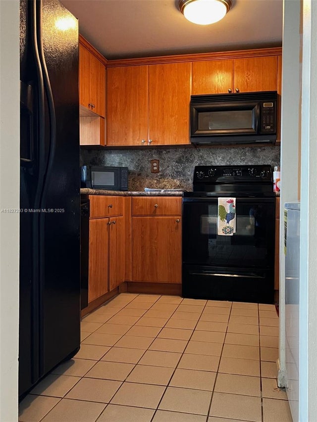 4 of 10 - 11790 Sw 18th St 321-3, Miami, FL