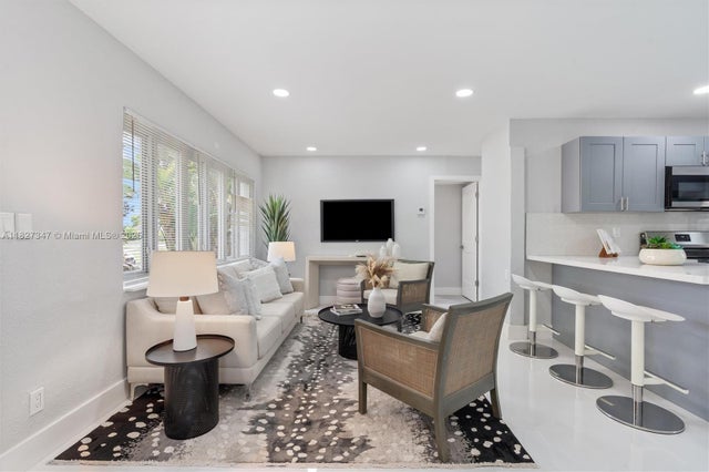 5 of 26 - 410 Ne 58th Ct, Oakland Park, FL