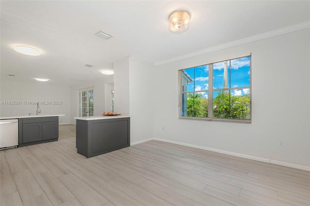 5 of 45 - 315 W Cypress Cove Cir, Davie, FL