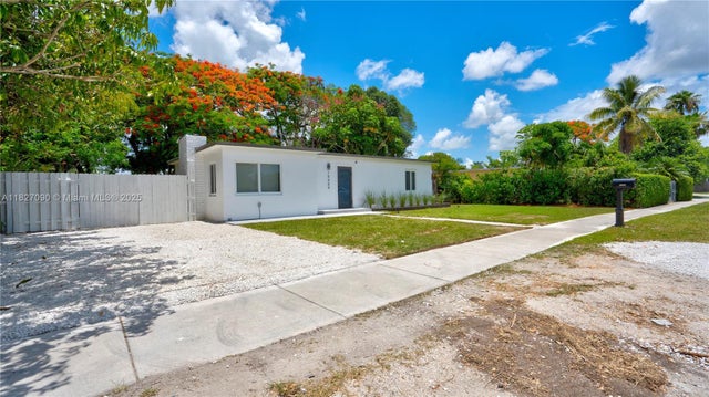 4 of 57 - 15459 Hayes Ln, Homestead, FL