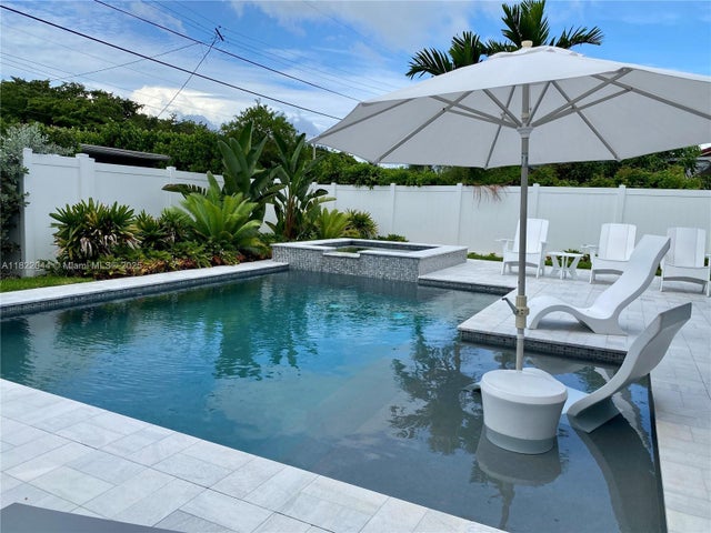 2 of 57 - 1321 Garfield St, Hollywood, FL