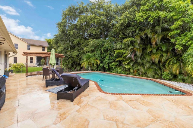 2 of 32 - 431 S Old Hiatus Rd, Plantation, FL