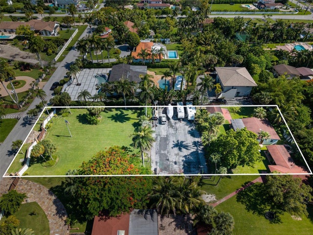 2 of 30 - 310 Nw 130th Ave, Miami, FL