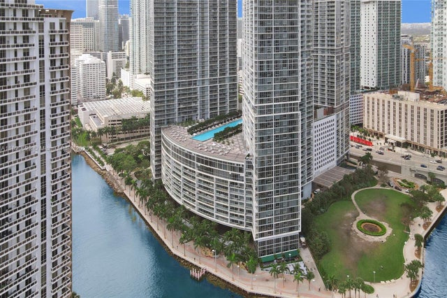 5 of 37 - 485 Brickell Ave 2009, Miami, FL
