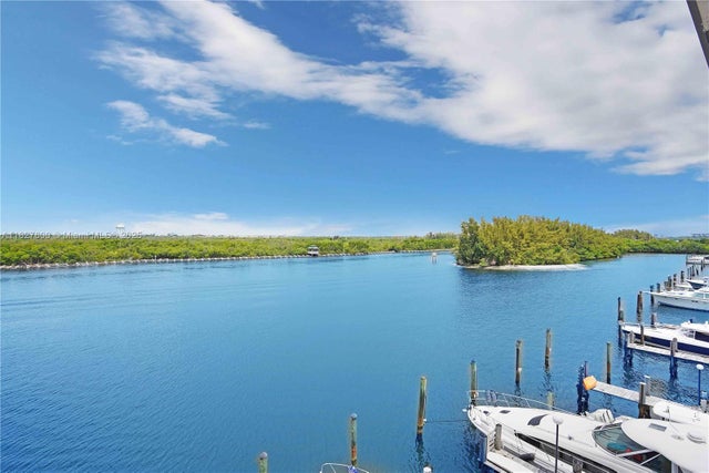 5 of 41 - 3200 N Ocean Dr 105, Hollywood, FL