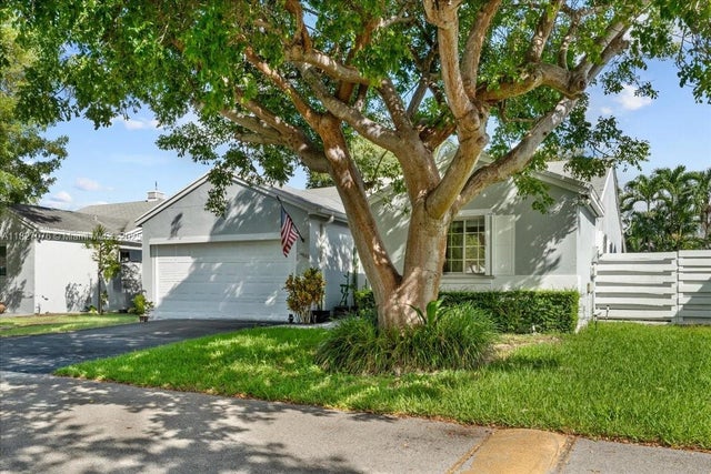 4 of 38 - 14622 Sw 144th Ct, Miami, FL