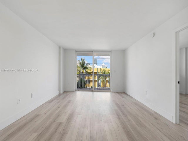 3 of 31 - 401 Ocean Dr 403, Miami Beach, FL