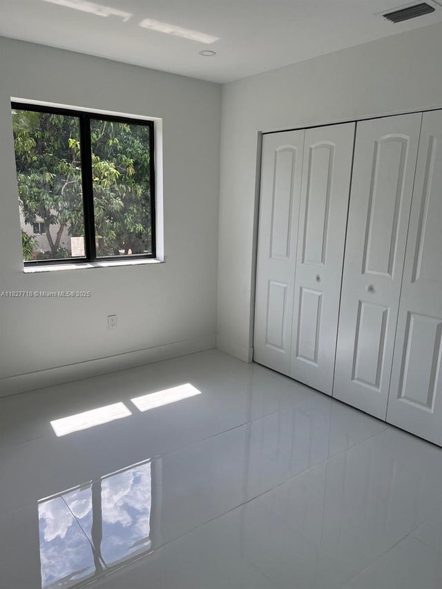 5 of 29 - 18224 Sw 154 Ave, Unincorporated Dade, FL