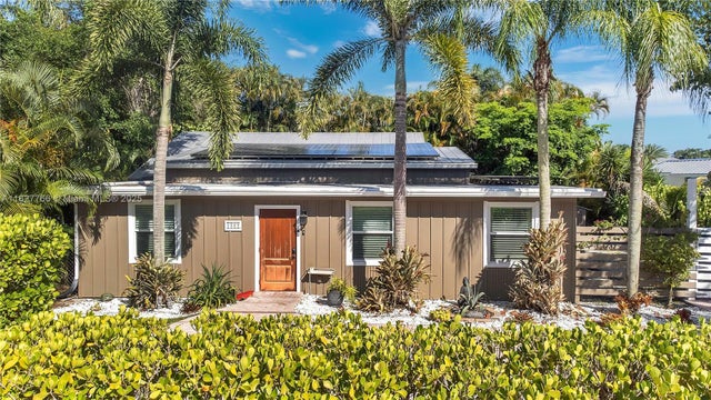 2 of 26 - 1862 Center St, Jupiter, FL