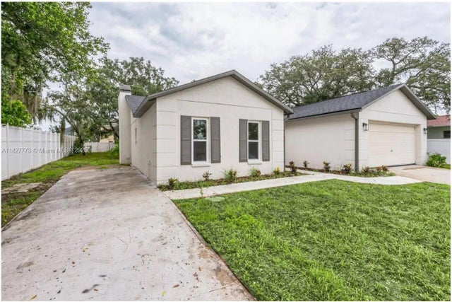 2 of 27 - 6065 Waycross Drive, Spring Hill, FL