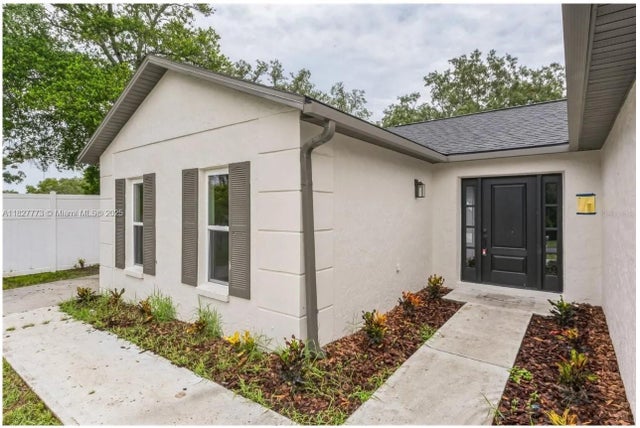 3 of 27 - 6065 Waycross Drive, Spring Hill, FL