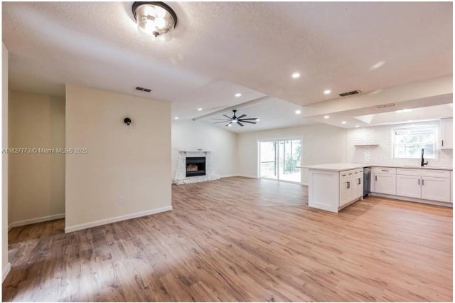 4 of 27 - 6065 Waycross Drive, Spring Hill, FL
