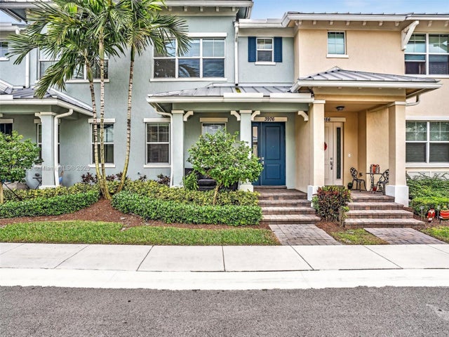 2 of 23 - 3976 Poinciana Ln, Hollywood, FL