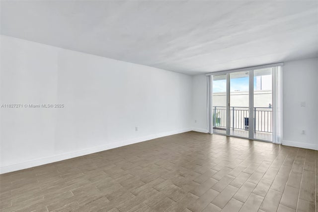 3 of 17 - 947 Lenox Ave 502, Miami Beach, FL