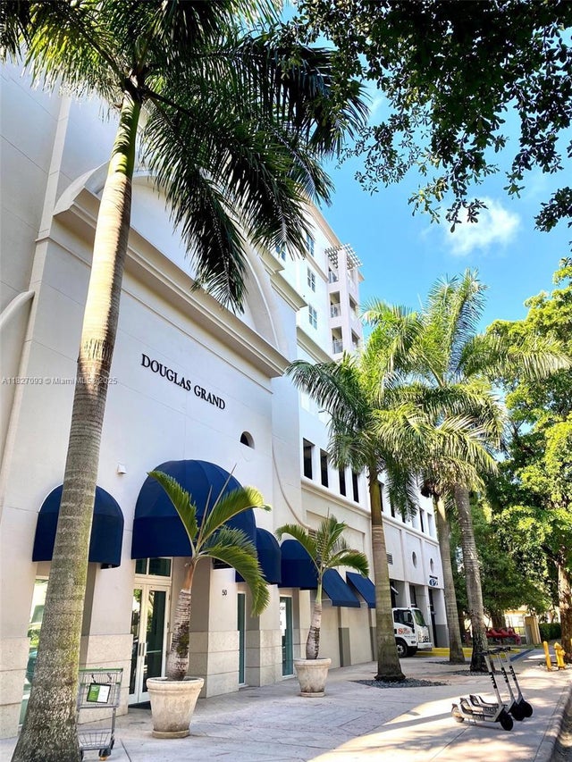 3 of 19 - 50 Menores Ave 711, Coral Gables, FL
