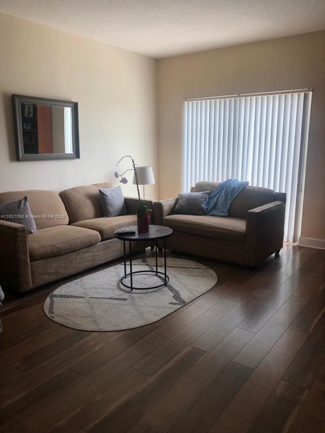 5 of 19 - 50 Menores Ave 711, Coral Gables, FL