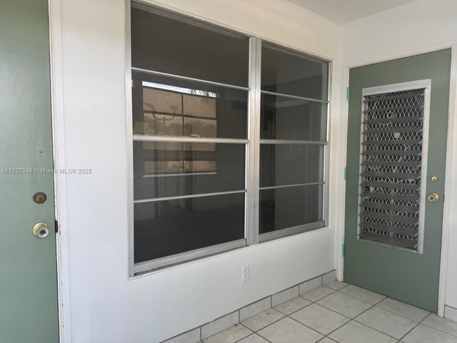 3 of 9 - 1350 N 12th Ct 6b, Hollywood, FL