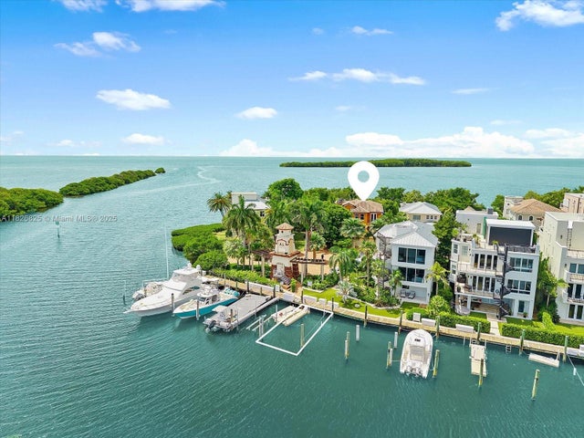 3 of 38 - 5843 Paradise Point Dr, Palmetto Bay, FL