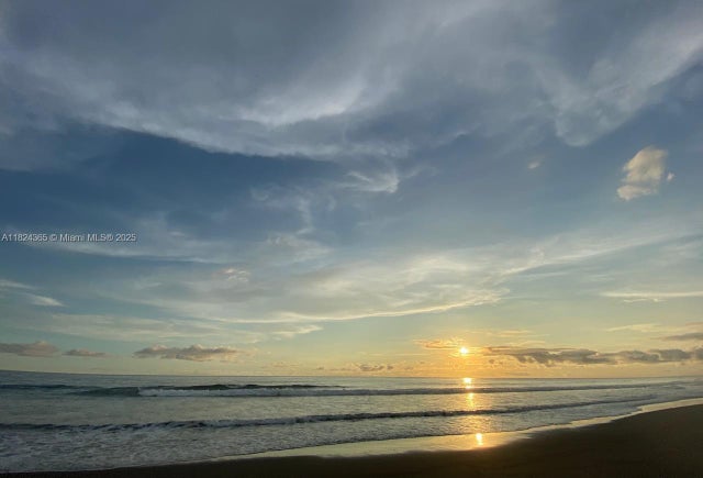 2 of 85 - 27 De Abril Playa Junquillal, Guanacaste, FL