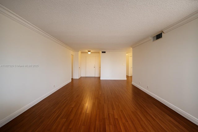 3 of 17 - 251 174th St 115, Sunny Isles Beach, FL