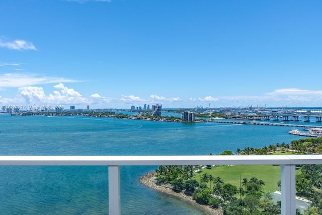 2 of 35 - 2020 N Bayshore Dr 2005, Miami, FL