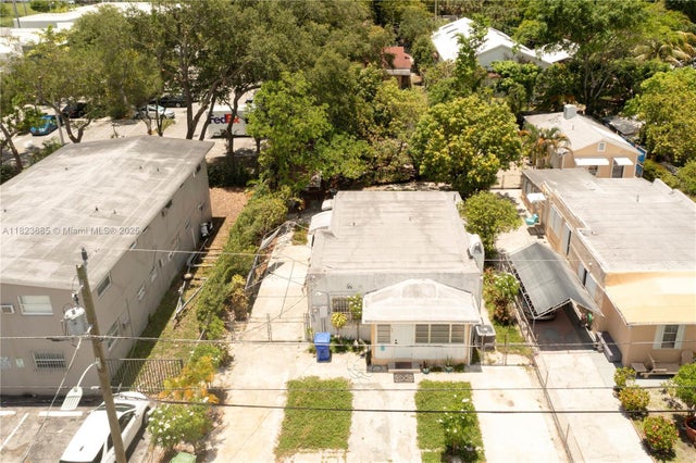 4 of 6 - 36 Nw 32nd St, Miami, FL