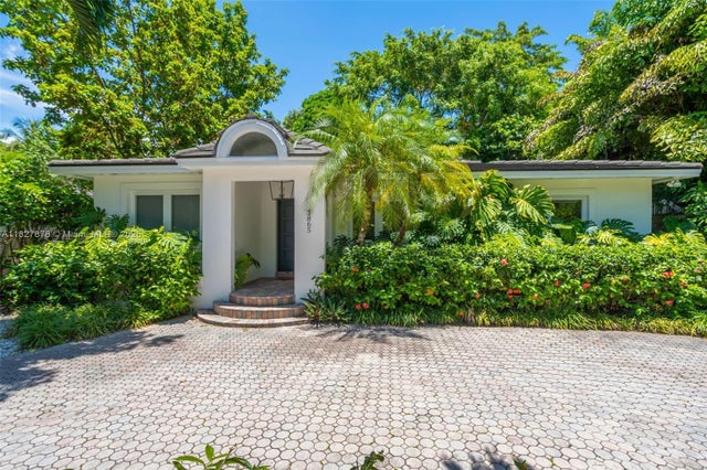 4 of 42 - 3865 Poinciana Ave, Miami, FL